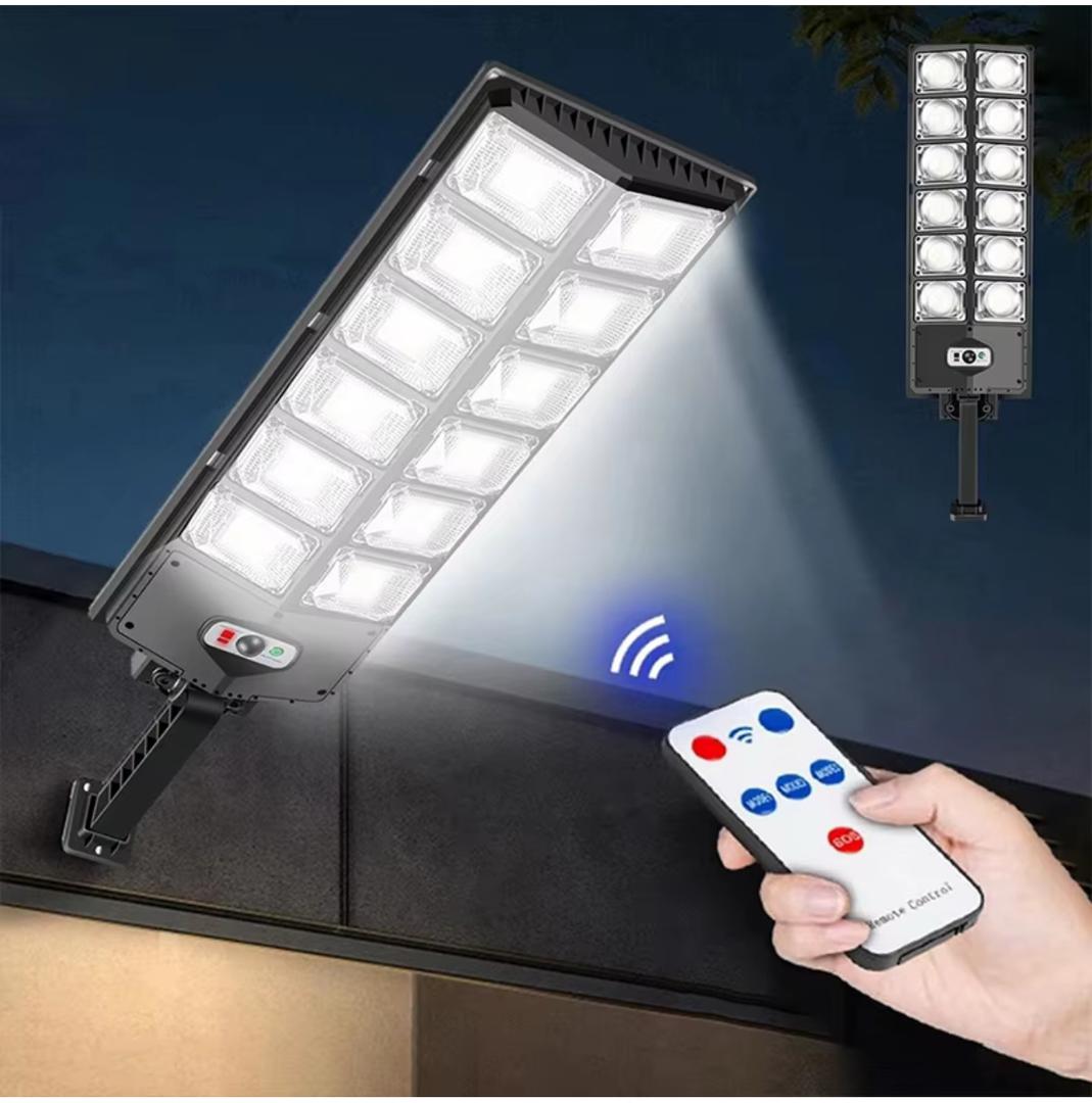 Lampe Solaire LED avec Télécommande